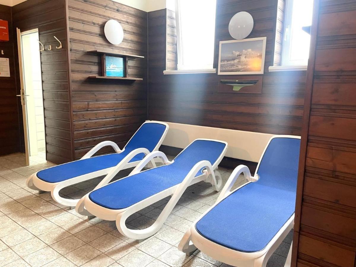 Schicke Fewo 150M Vom Strand Kostenlos Wlan Grosses Schwimmbad Sauna Cuxhaven Exterior photo